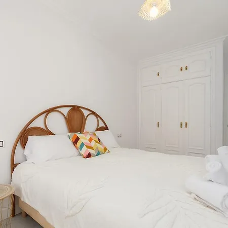 Balcon Con Encanto Con Parking By *